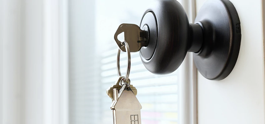 Bifold Door Knob Replacement in Fontana, California